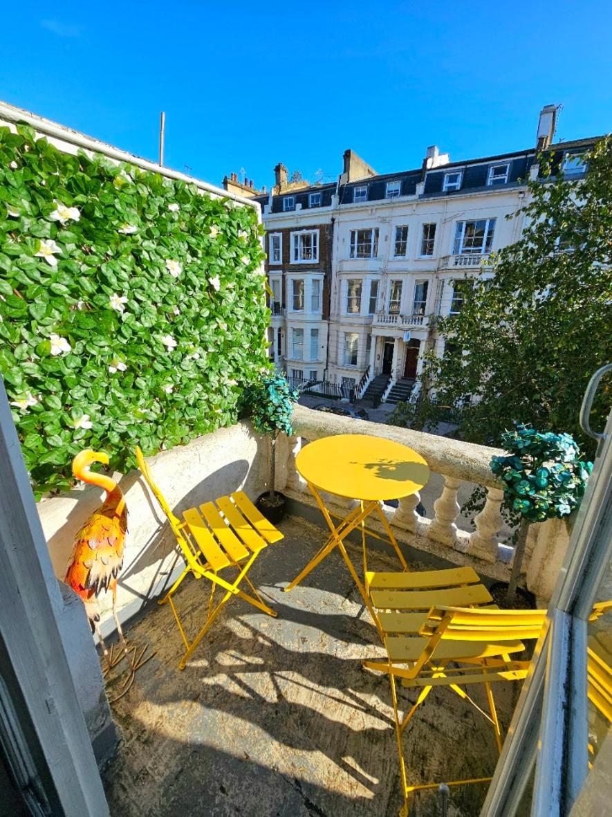 Charming Home With Private Balcony, On 1St Floor, With 2 Bathrooms, 3 Min Walk To Earl'S Court Station London Eksteriør bilde